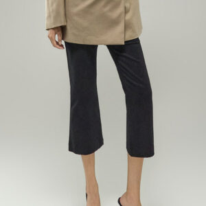 P3927 Semi-Capri Pants